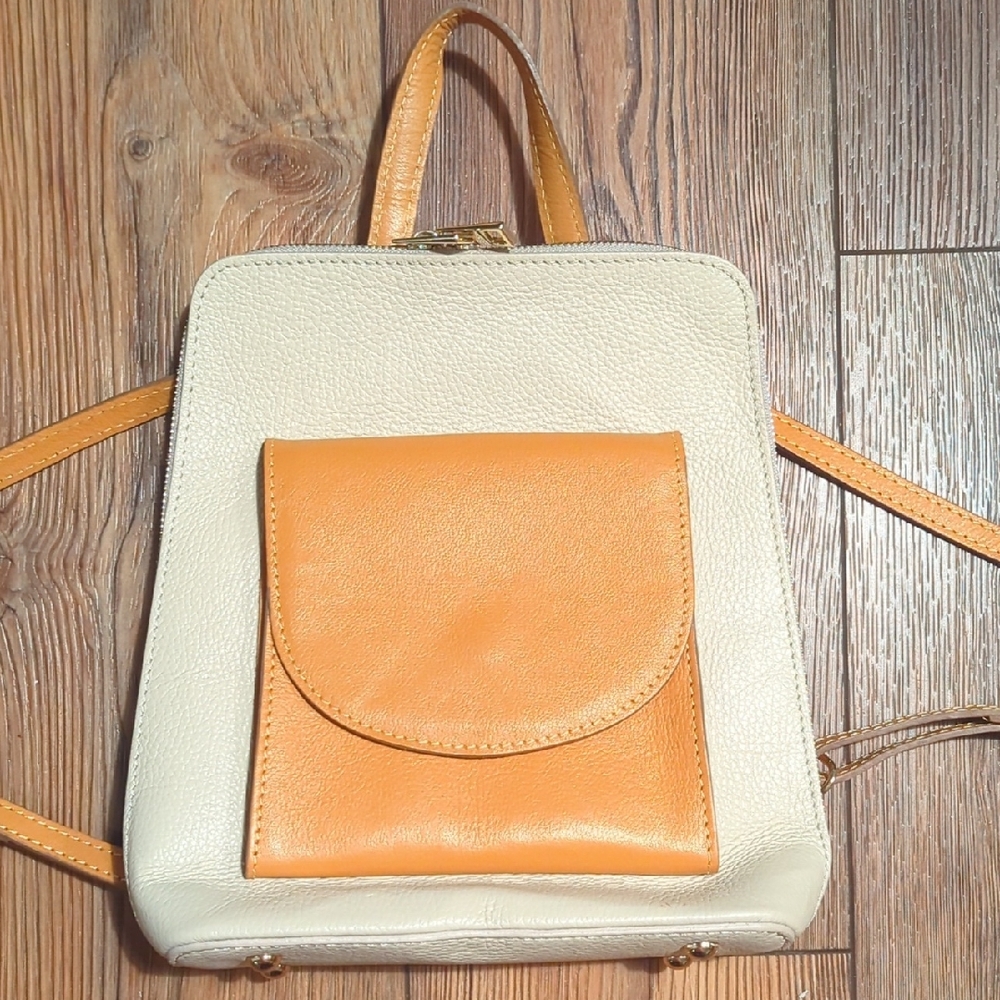 Divina Firenze Leather Backpack